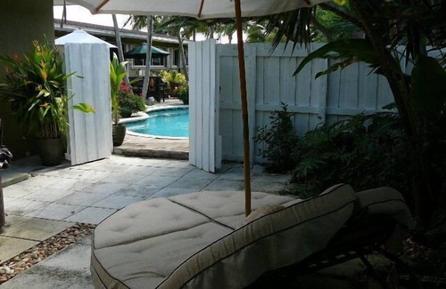 Wilton Manors Cottage | 300+ FIVE STAR RATINGS: Upscale, Private Cottage in Ft. Lauderdale/Wilton Manors
