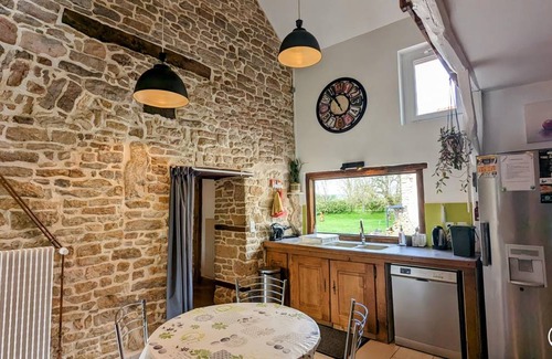 Bellenot-sous-Pouilly House | 300 m² House ∙ 6 bedrooms ∙ 15 guests