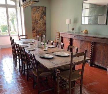 Mauleon House | 300 m² House ∙ 6 bedrooms ∙ 15 guests