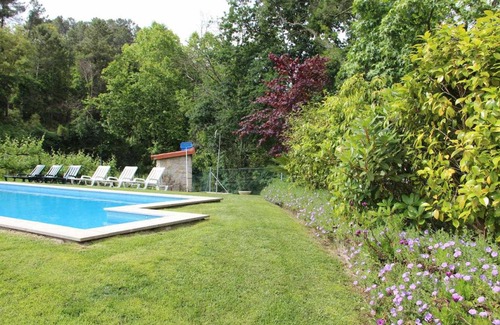 Molares House | 300 m² House ∙ 6 bedrooms ∙ 18 guests