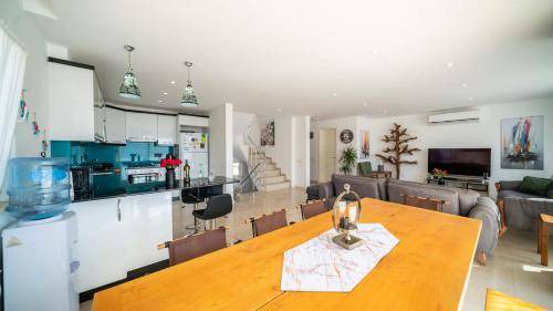 Kalkan Villa | 300 m² Villa ∙ 5 bedrooms ∙ 10 guests