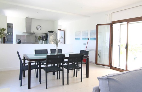 Establiments Villa | 300 m² Villa ∙ 3 bedrooms ∙ 6 guests