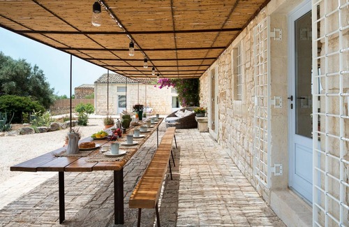 Scicli Villa | 300 m² Villa ∙ 6 bedrooms ∙ 12 guests
