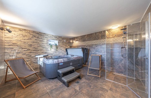 Dolni Podluzi Villa | 300 m² Villa ∙ 4 bedrooms ∙ 15 guests