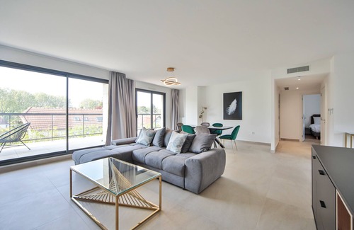 La Varenne Saint-Hilaire Apartment | 301 69 Blue Nights Appartement Appartement de Luxe