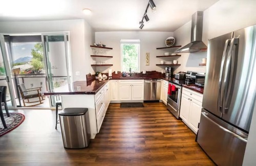 Southside Apartment | 301The Lofts, by Flagtown, 2 bed 2 bath