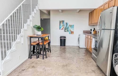 Bankers Hill Apartment | 303/C Little Italy double balcony Loft/Parking