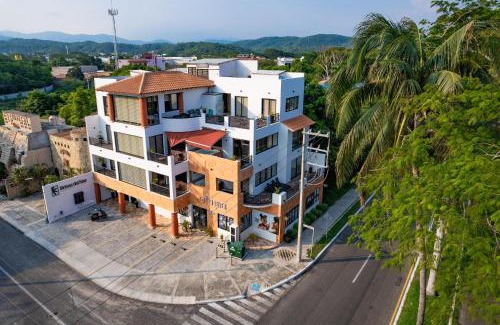 R House | 3049 - Brisas Condo 4