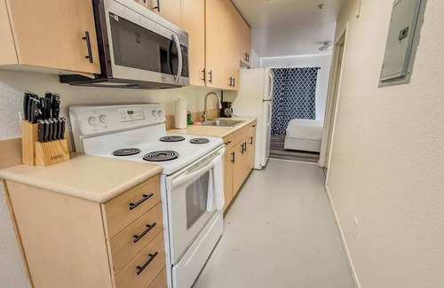 Civic Core Apartment | 306 San Diego Downtown Loft Apartment/Parking