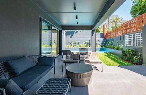 Newlands Villa | 309 m² Villa ∙ 3 bedrooms ∙ 6 guests