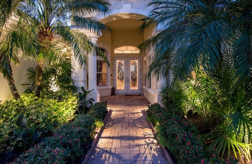 Biggar House | 316 m² House ∙ 4 bedrooms ∙ 6 guests