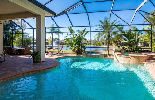 Biggar House | 316 m² House ∙ 4 bedrooms ∙ 6 guests