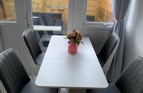 Beddington South Apartment | 32 m² Apartment ∙ 1 bedroom ∙ 4 guests