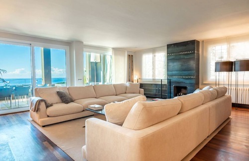San Agustin Villa | 320 m² Villa ∙ 1 bedroom ∙ 8 guests