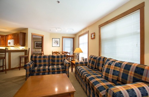 Salt Lake Mountain Resorts Condo | 3219 - Three Bedroom Standard Powderhorn Lodge by RedAwning