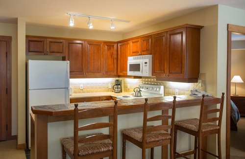 Salt Lake Mountain Resorts Condo | 3219 - Three Bedroom Standard Powderhorn Lodge by RedAwning