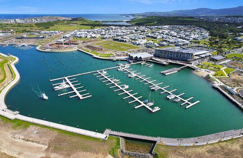 Shellharbour House | 322 m² House ∙ 3 bedrooms ∙ 8 guests