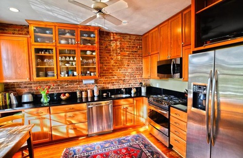Georgetown House | 3221 Northwest Townhome #1038 Townhouse