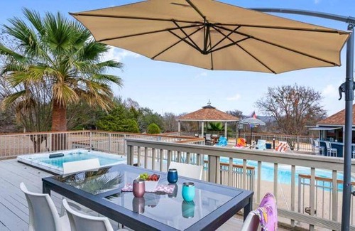 Manor House | 325 m² House ∙ 1 bedroom ∙ 14 guests