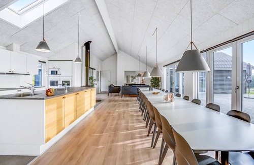 Mommark Strand House | 325 m² House ∙ 10 bedrooms ∙ 24 guests