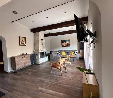 Dobrinishte Villa | 325 m² Villa ∙ 2 bedrooms ∙ 4 guests