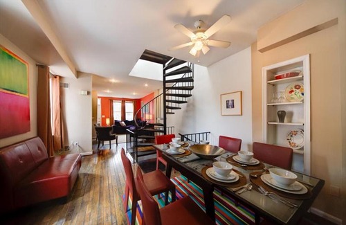 Georgetown House | 3256 Northwest Townhome #1033 Townhouse