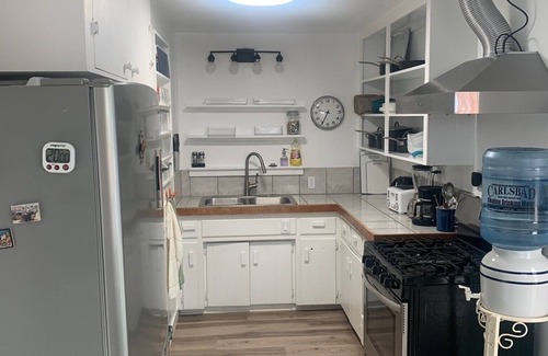 Carlsbad Cottage | 3283 Lincoln. Beach & town 2 blocks away. Private. Families/dogs. Safe parking.