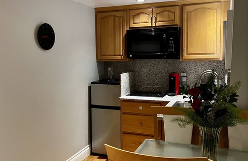 Outer Richmond Apartment | 32nd Ave Casa next to Legion of Honor Museum, park, restaurants, bus, playground