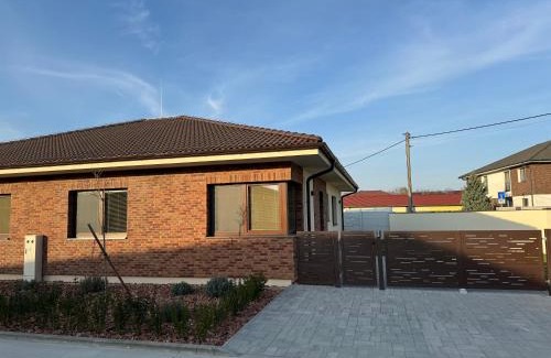 Orechova Poton Apartment | 33 Apartments