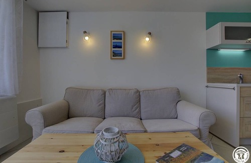 Chaztillon-la-Palud House | 33 m² Gîte ∙ 1 bedroom ∙ 3 guests