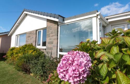 Hope-Cove House | 33 Weymouth Park