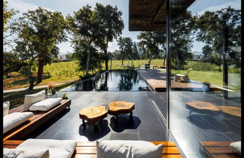 Molares House | 330 m² House ∙ 3 bedrooms ∙ 6 guests