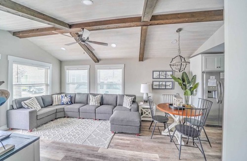 Lower Grand Lagoon House | 334 Lagoon Lane - Stunning 3 Bedroom with Golf Cart!