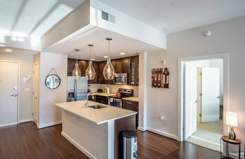 Lenox Apartment | 3380 Peachtree Rd NE Atlanta, GA 30326, USA