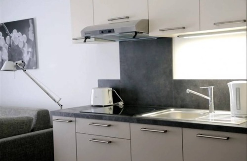 Jonzac Apartment | 34 m² Apartment ∙ 1 bedroom ∙ 4 guests