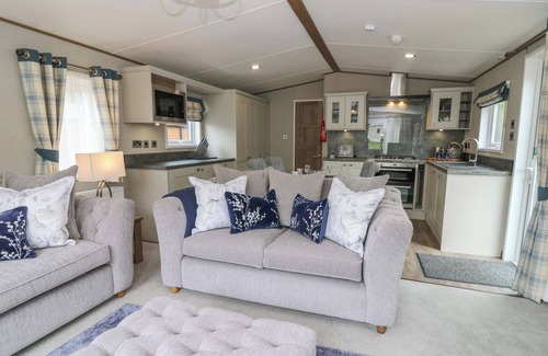 Llanarth Cottage | 34 THE BEAUMONT, pet friendly, with a garden in Llanarth