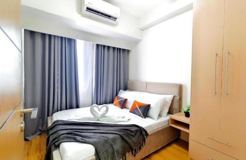Cebu Apartment | 34B Taft East Gate 2 Bedroom Unit Pool, Gym, Balcony