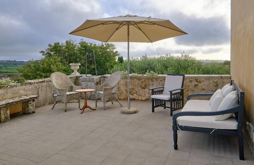 Ragusa House | 350 m² House ∙ 4 bedrooms ∙ 8 guests