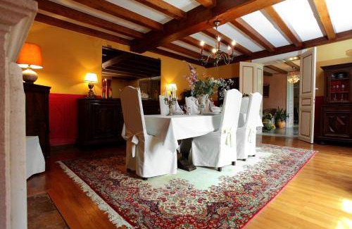 Lachaise House | 350 m² House ∙ 5 bedrooms ∙ 10 guests