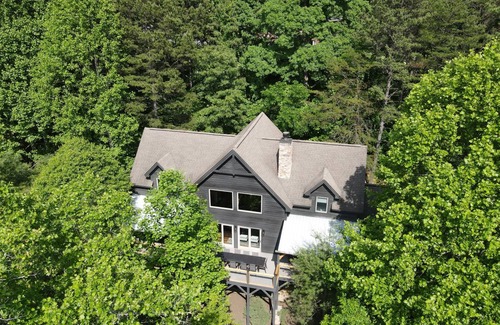 Fairview House | 350 m² House ∙ 5 bedrooms ∙ 18 guests