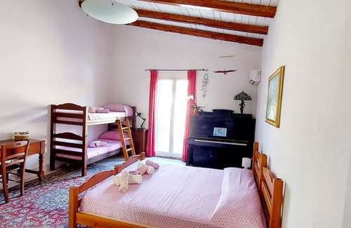 Centro Storico Resort | 350 m² Private room ∙ 1 bedroom ∙ 2 guests