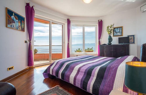 Zurkovo Villa | 350 m² Villa ∙ 1 bedroom ∙ 8 guests