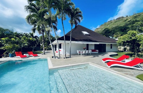Nunue Villa | 350 m² Villa ∙ 3 bedrooms ∙ 6 guests