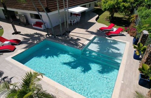Nunue Villa | 350 m² Villa ∙ 3 bedrooms ∙ 6 guests
