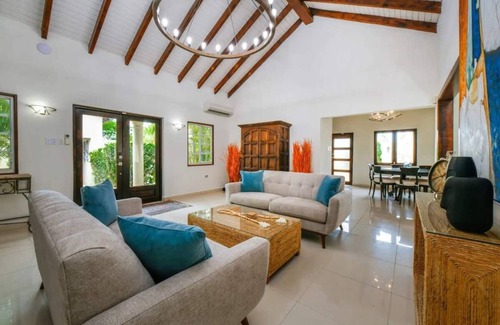 Bubali Villa | 350 m² Villa ∙ 4 bedrooms ∙ 8 guests