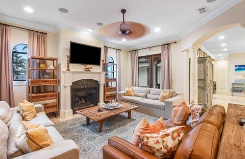 Emerald Waters Village House | 351 m² House ∙ 6 bedrooms ∙ 16 guests
