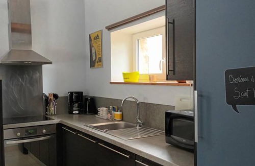 Sainte-Marie-du-Mont House | 36 m² Gîte ∙ 1 bedroom ∙ 2 guests