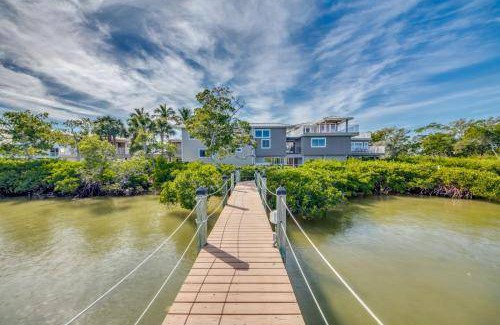 Mid Island House | 369 m² House ∙ 1 bedroom ∙ 14 guests