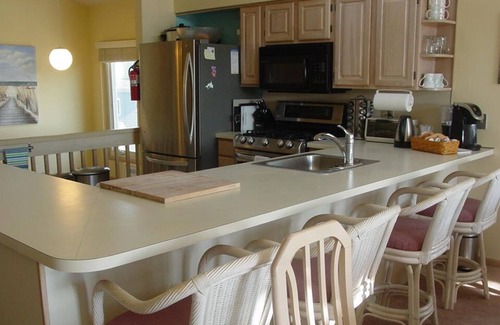 Dennisville House | 37 83rd Street, Unit:East