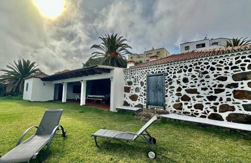 Puntallana Apartment | 375 m² Apartment ∙ 4 bedrooms ∙ 10 guests
